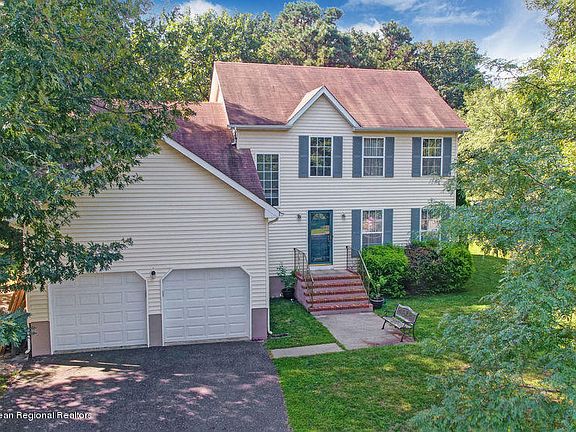 2nd image of 1 Tamara Ct