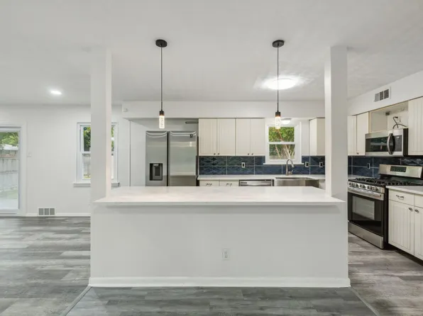 2311 Mockingbird Ln, Garland, TX 75042