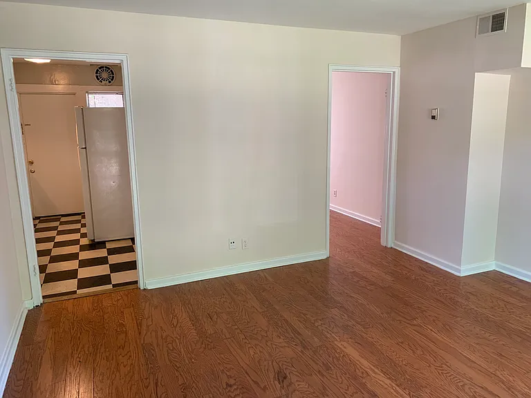 1662 Valley Ave — Photo 11
