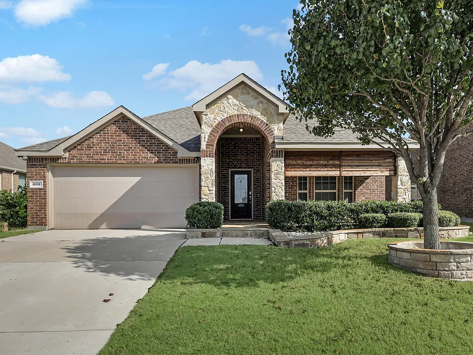 609 Racine Dr