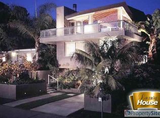 2155 Cambridge Ave, Cardiff, CA 92007