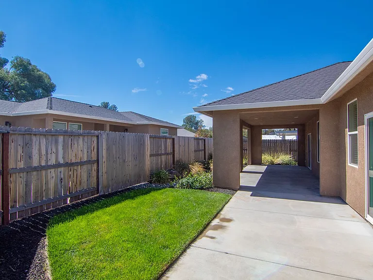 6053 Fallworth Dr — Photo 20