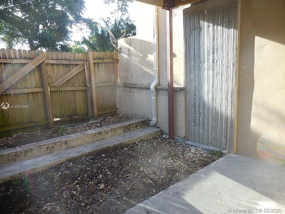 3rd image of 2990 SW 15th Ave #2990