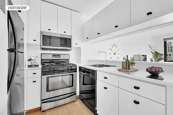 Rented by Corcoran | media 13