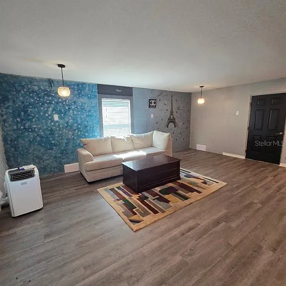 4640 Willet Cooper Ct — Photo 21