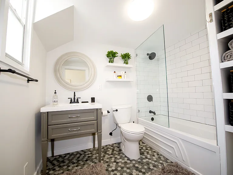1307 Whitehead St #1 — Photo 23