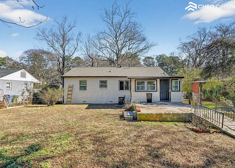 Beautifully maintained exterior offering a peaceful arrival.