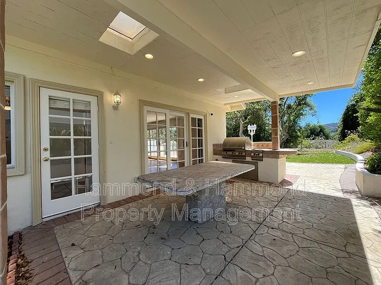 4527 Stark Ave — Photo 31