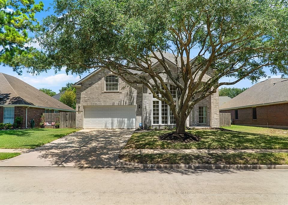 1st image of 10215 Elm Bluff Ct