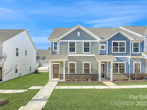 9823 Old Garden Cir, Gastonia, NC 28056