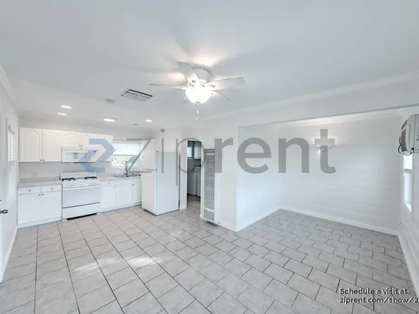 920 1/2 N Church St, Redlands, CA 92374