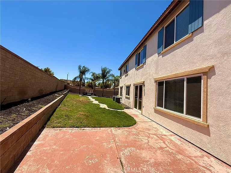 31989 Harden St — Photo 14