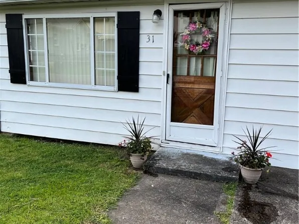 31 Faded Oaks Rd, Stollings, WV 25646