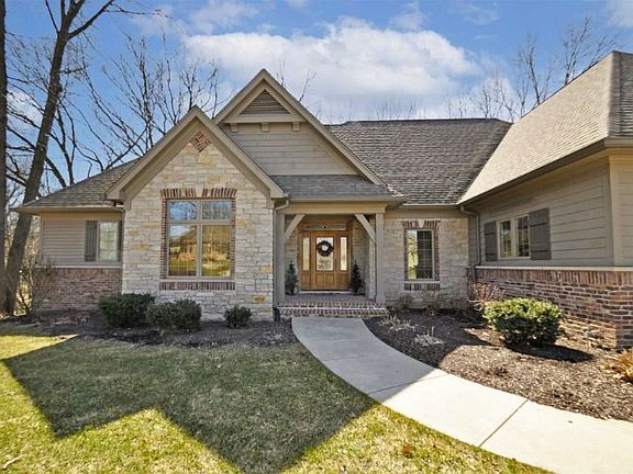 2nd image of 51828 Summer Wood Ct