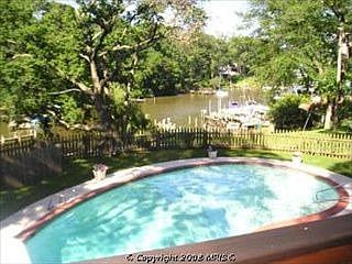 4th image of 1039 Deep Creek Ave