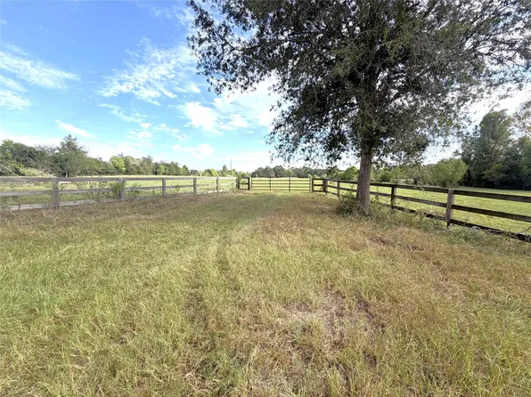 1275 County Road 3095, Crockett, TX 75835