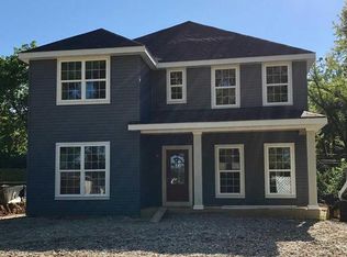 1200 Woodgate Dr, Saint Louis, MO
