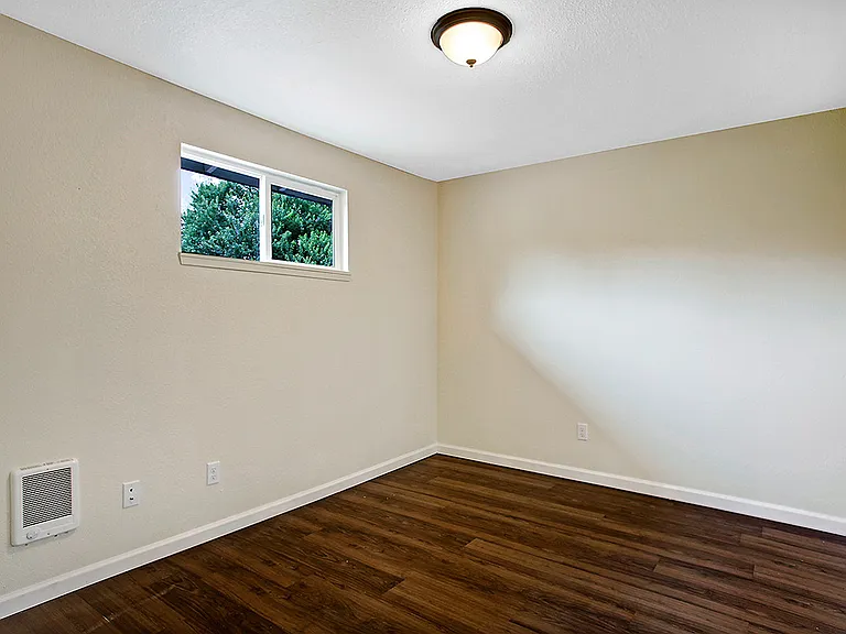 2306 N St NE — Photo 7