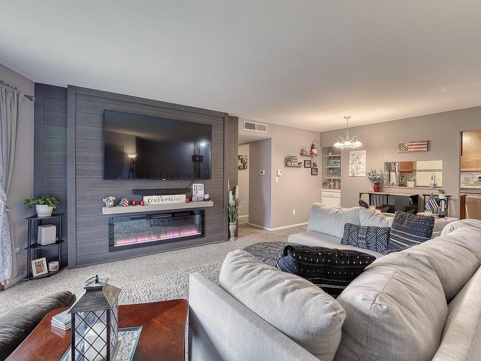 1st image of W169N11426 Biscayne DRIVE #7