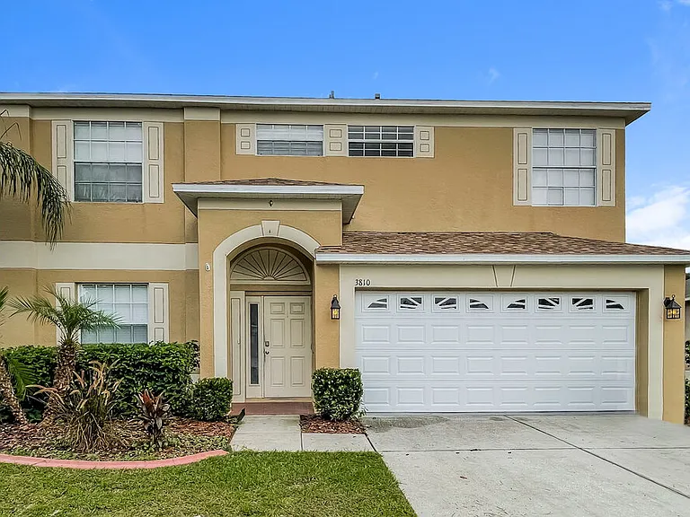 3810 Braemere Dr — Photo 1