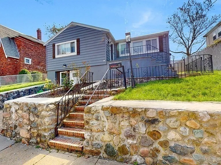 61 Montmorenci Ave #61 — Photo 1