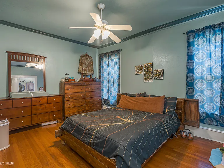 403 Boulevard St — Photo 10