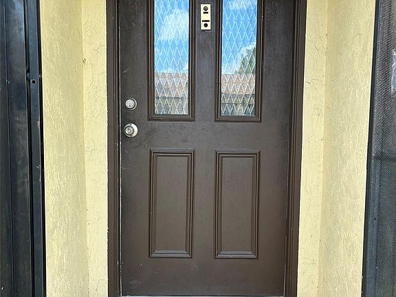 3rd image of 719 Banks Road #719