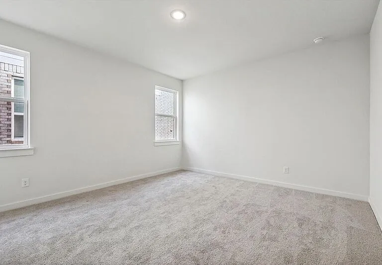 514 Weller Rd — Photo 15