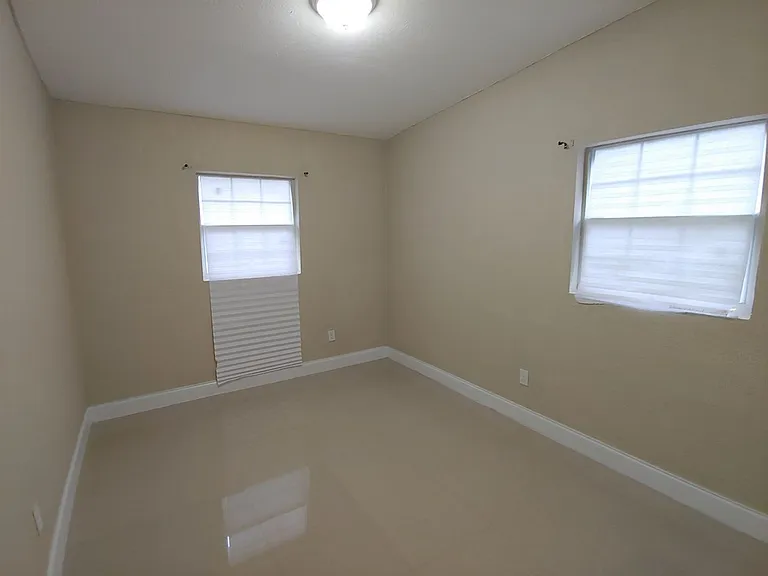 2351 Keith St — Photo 7