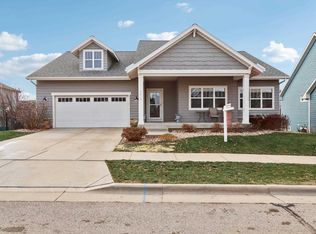 4410 Saint Andrews Dr, Middleton, WI 53597