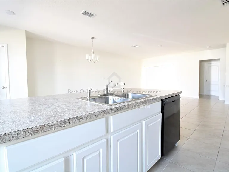 1842 Katz Crossing Dr #1 — Photo 10