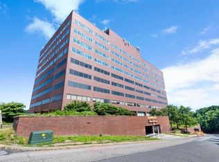 2 Executive Dr APT 815, Fort Lee, NJ 07024
