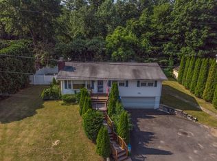 27 Albano Dr, East Longmeadow, MA 01028