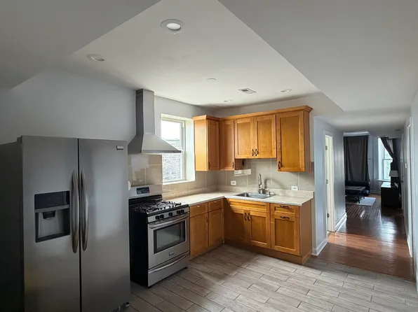 5927 S Rockwell St #3, Chicago, IL 60629