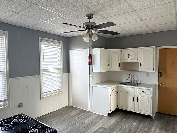 4th image of 101 Park Ave APT 3
