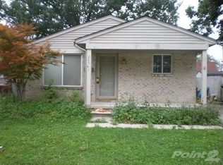 28541 Bridge St, Garden City, MI 48135