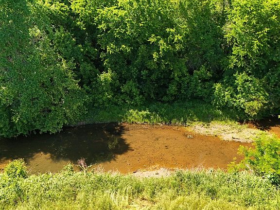 3rd image of Locust Grove Rd