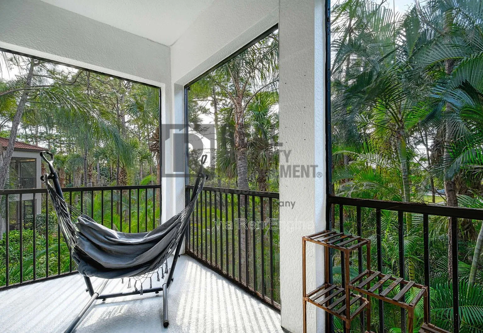 4 bed, 2.0 bath, 1841 sqft, $2,800 — Photo 2
