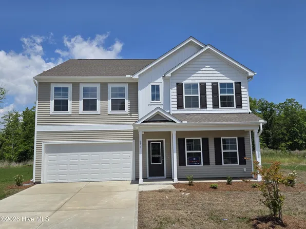 613 Hicks Court, Sneads Ferry, NC 28460