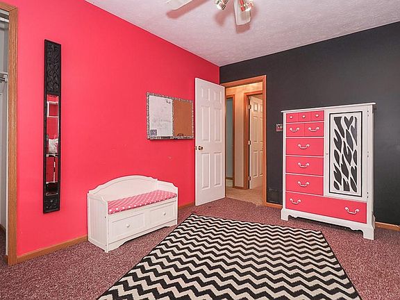 5th image of 202 Morgan Ave