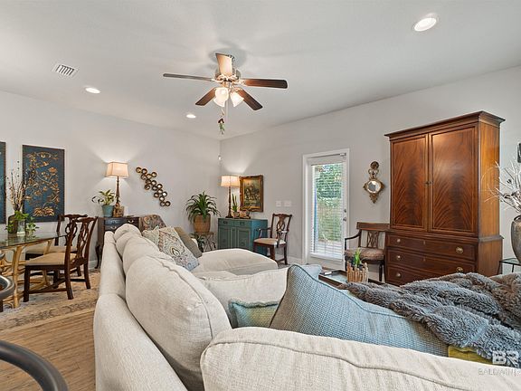 4th image of 25806 Pollard Rd APT 6