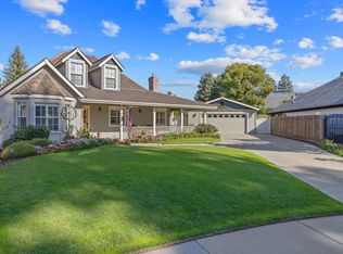 250 E Chestnut Court, Visalia, CA 93292