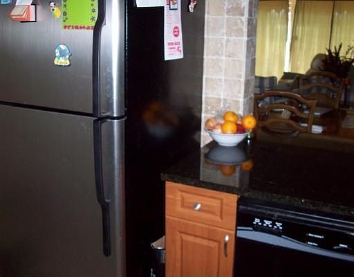 2nd image of 4121 NW 9th Ave APT 5