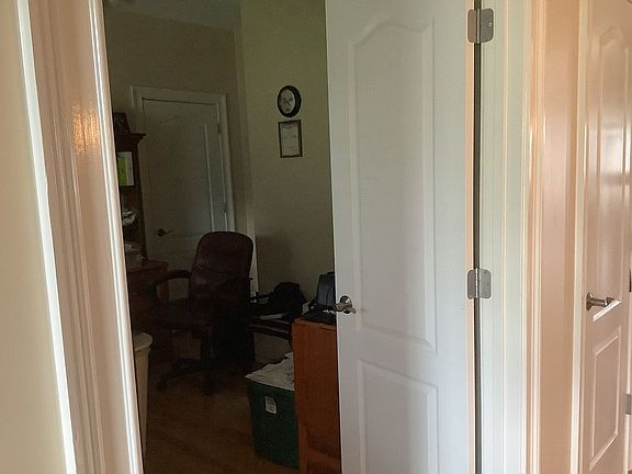 5th image of 3450 River Point