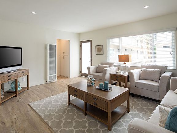 5th image of 3435 Artesia Blvd APT 37