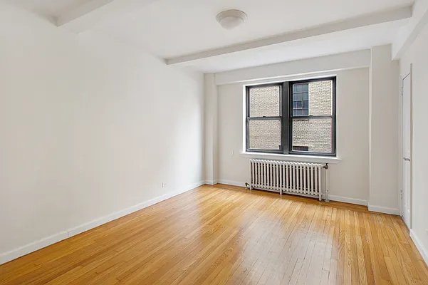 Rented by Oxford Property Group | media 11