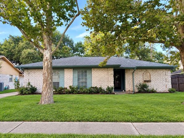 1326 Barrowgate Dr