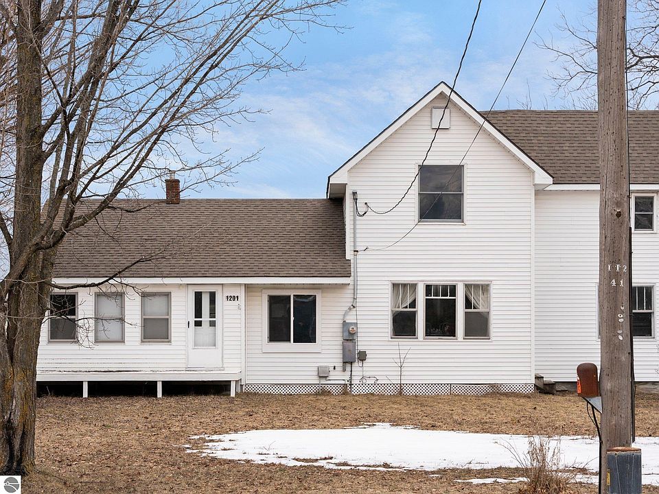 1201 E Duck Lake Rd, Grawn, MI 49637 Zillow