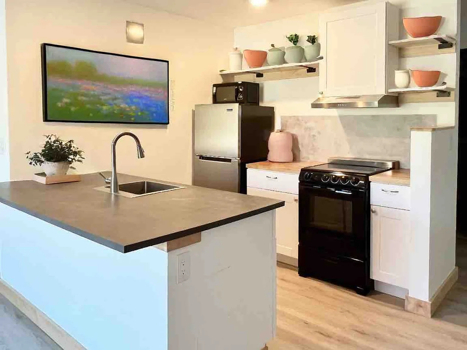 Ski Town Apartments — Photo 1