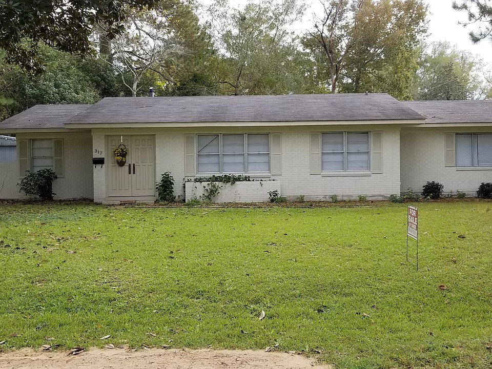 1st image of 317 Arkansas St
